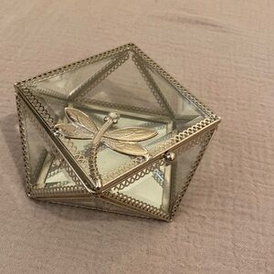 Jewelry Box / essential box . Perfect for Small jewelry / makeup  / accessories.